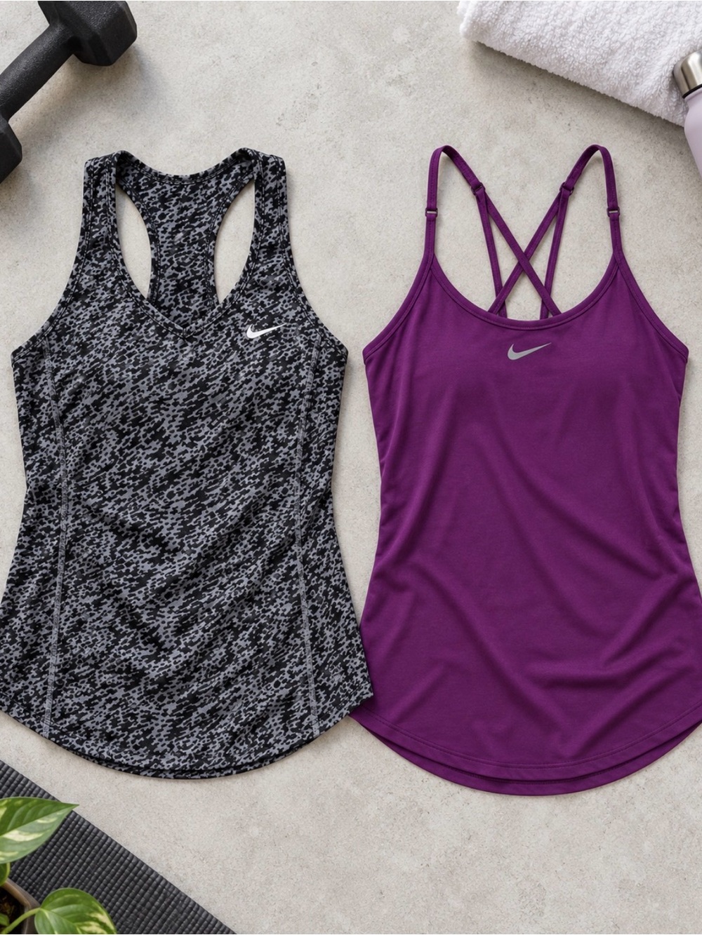 Nike Dri-FIT Running Racerback Tank Top Gray Black Print Women's Medium